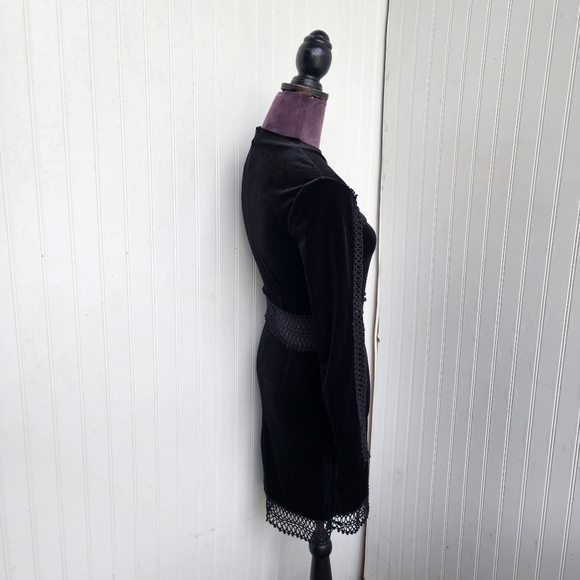 Romeo and Juliet Couture Black Velvet W/ Sheer Lace Trim Dress Stretch Sz S - Picture 8 of 16